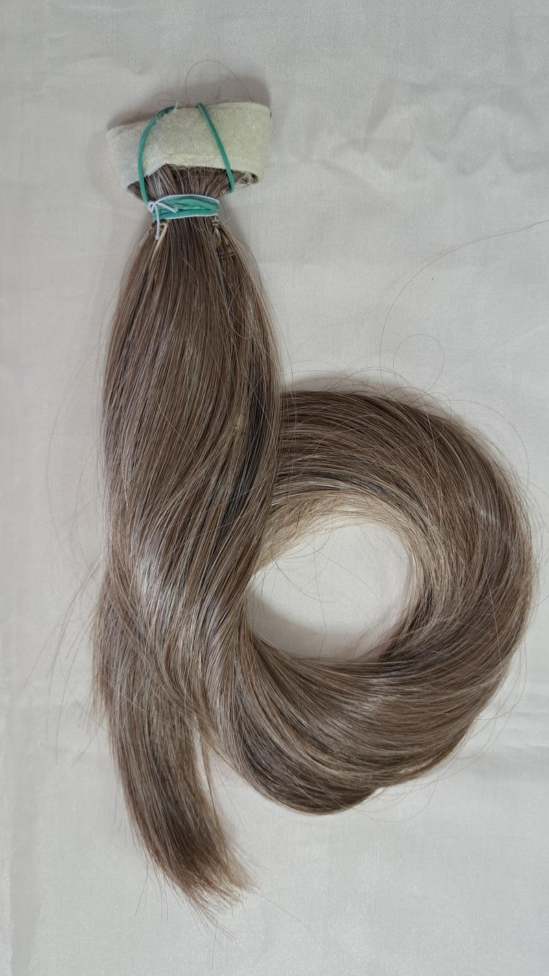 Hamvas 8-as, melíros jellegű egyenes I. osztályú vasalható szintetikus copf 60cm (29)