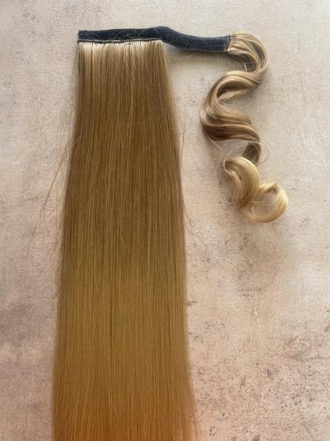 Karamell I. osztályú egyenes vasalható szintetikus copf (23)