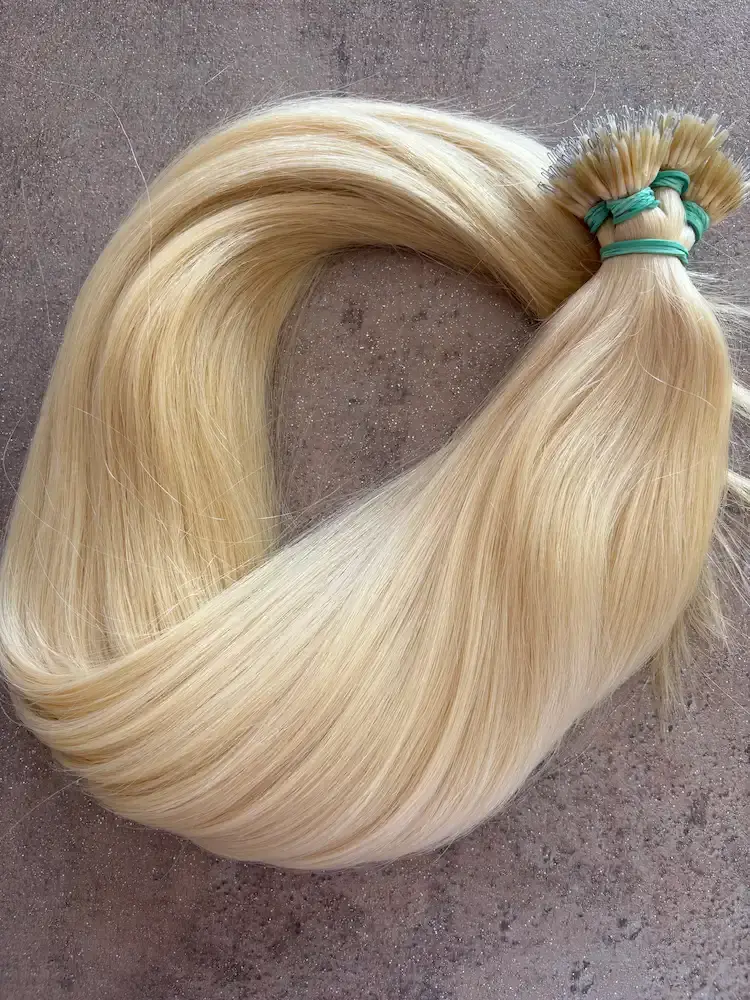 Nano gyűrűre tincsezett hamvas szőke 40-43cm 100% eredeti emberi haj/ 10gr