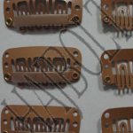 Világosbarna hajcsat csatos hajhoz