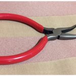 Leszedő fogó hegyes végű, hajlított