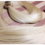 Platina szőke enyhén hamvas tresszelt 60cm 100% eredeti haj/ 10gr