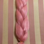 Szintetikus póthaj mályva színű 120gr / 100cm / 10 db