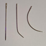 Tű hajfelvarráshoz "I"