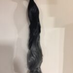 Fekete-ezüst vasalható csatos, hullámos szintetikus haj ~55cm(kihúzva) (7)