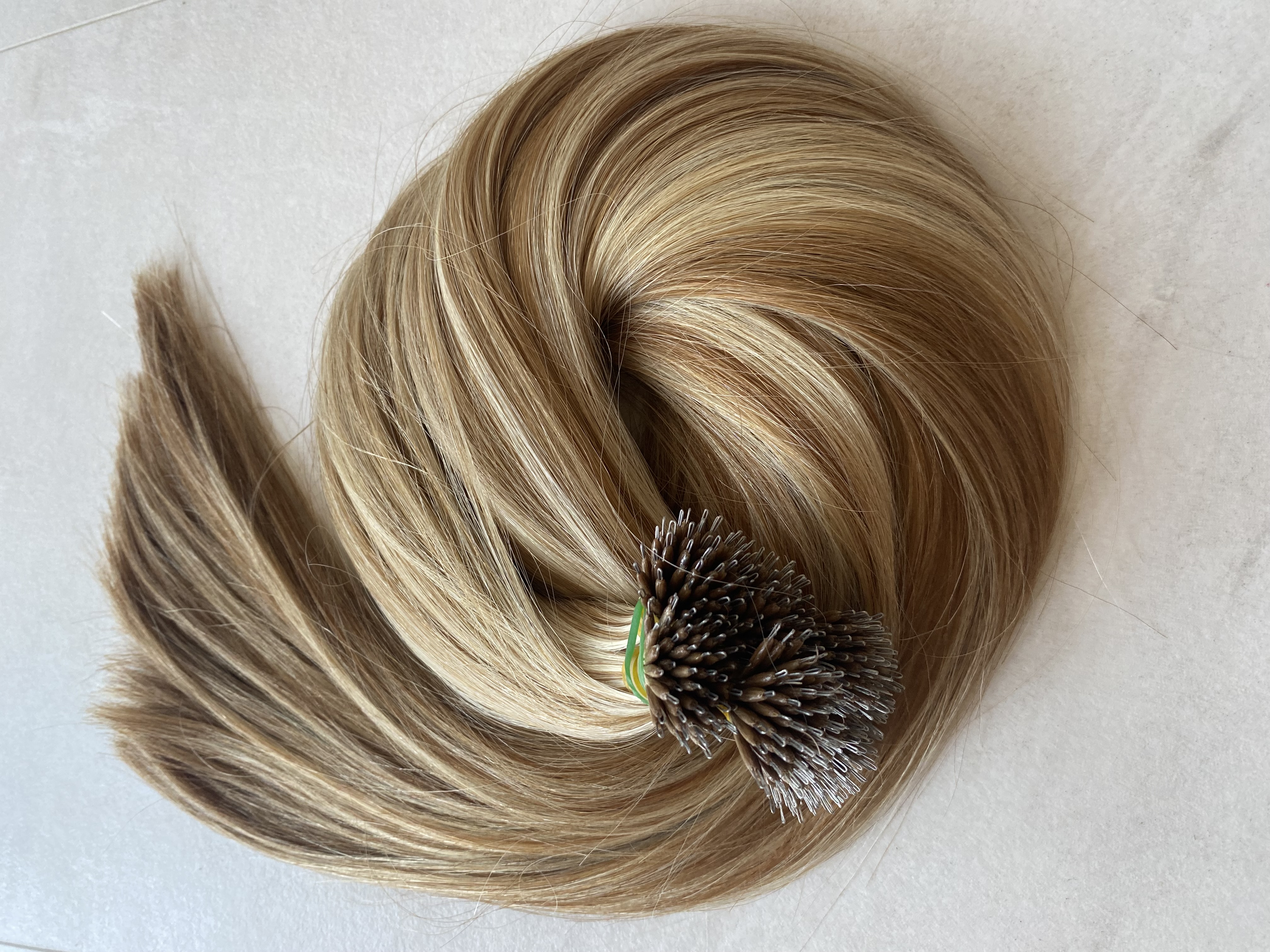 Nano gyűrűre tincsezett melírozott 40cm 100% eredeti emberi haj/ 10gr