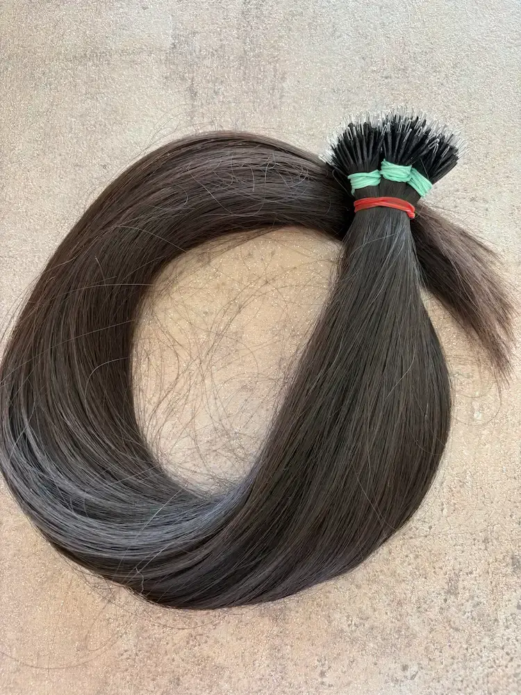 Nano gyűrűre tincsezett natúr barna, vékonyszálú 45-48cm 100% eredeti emberi haj/ 10gr