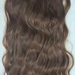 Középbarna vasalható I. osztályú csatos, szintetikus haj 55cm (36)